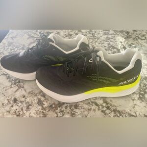 Women’s Scott Pursuit Ride Running Shoes 9.5